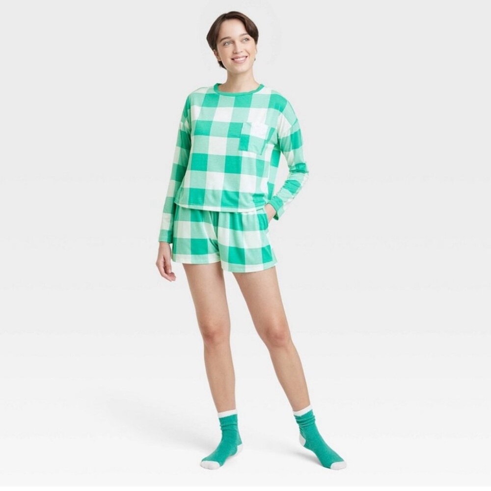 NWT Women's 3pc Socks and Pajama Set, Green Plaid - Great Gift!
